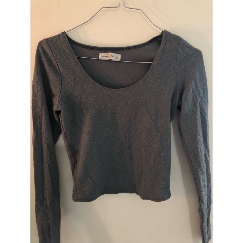 Hollister long sleeve crop top